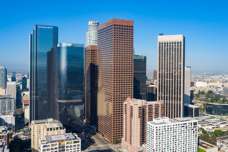 333 S Grand Ave, Los Angeles, CA à louer - Aérien – Image 2 sur 21