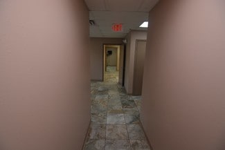 Plus de détails pour 13770 Automobile Blvd, Clearwater, FL - Industriel/Logistique à louer