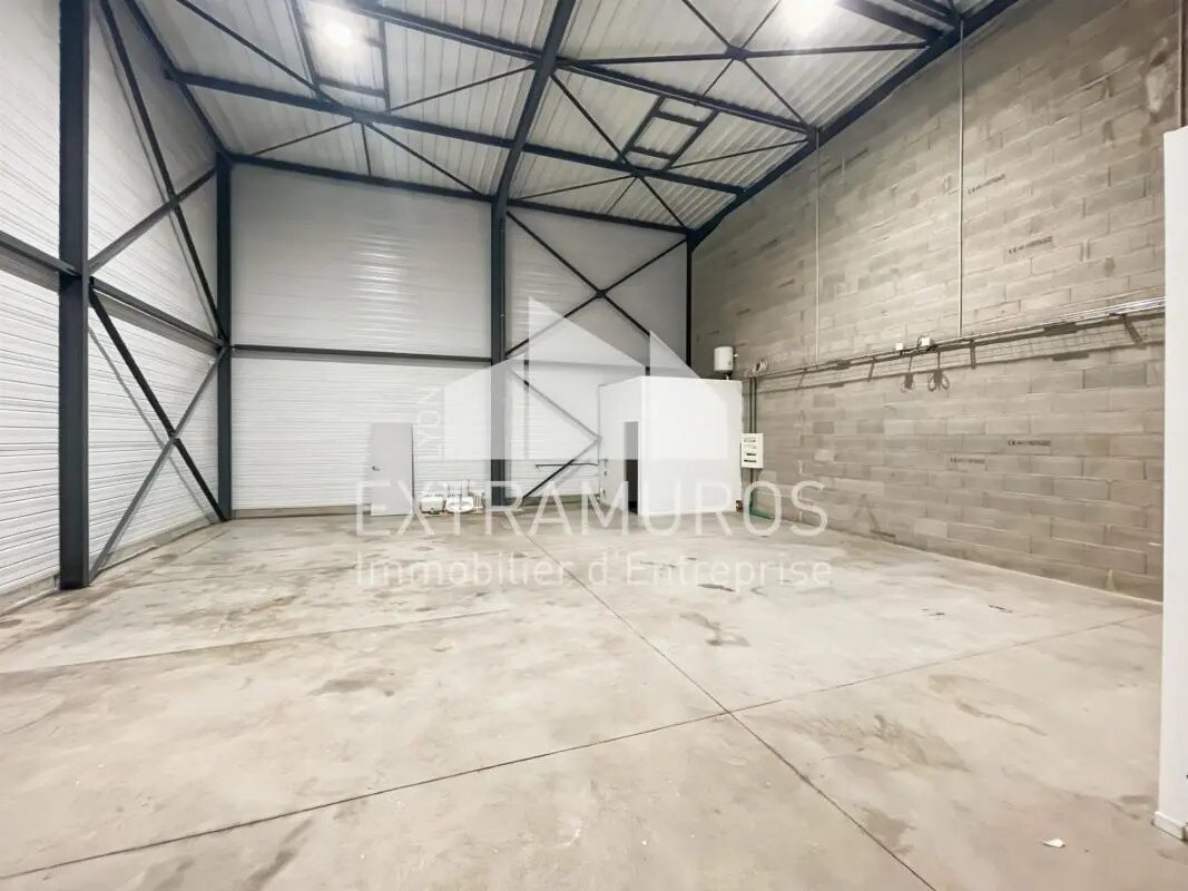 Local d’activités dans Beauvallon à louer Photo intérieure– Image 1 sur 7