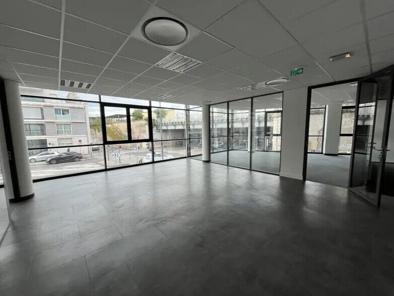 32 Rue Victor Lagrange, Lyon à louer - Photo de l’immeuble – Image 3 sur 16