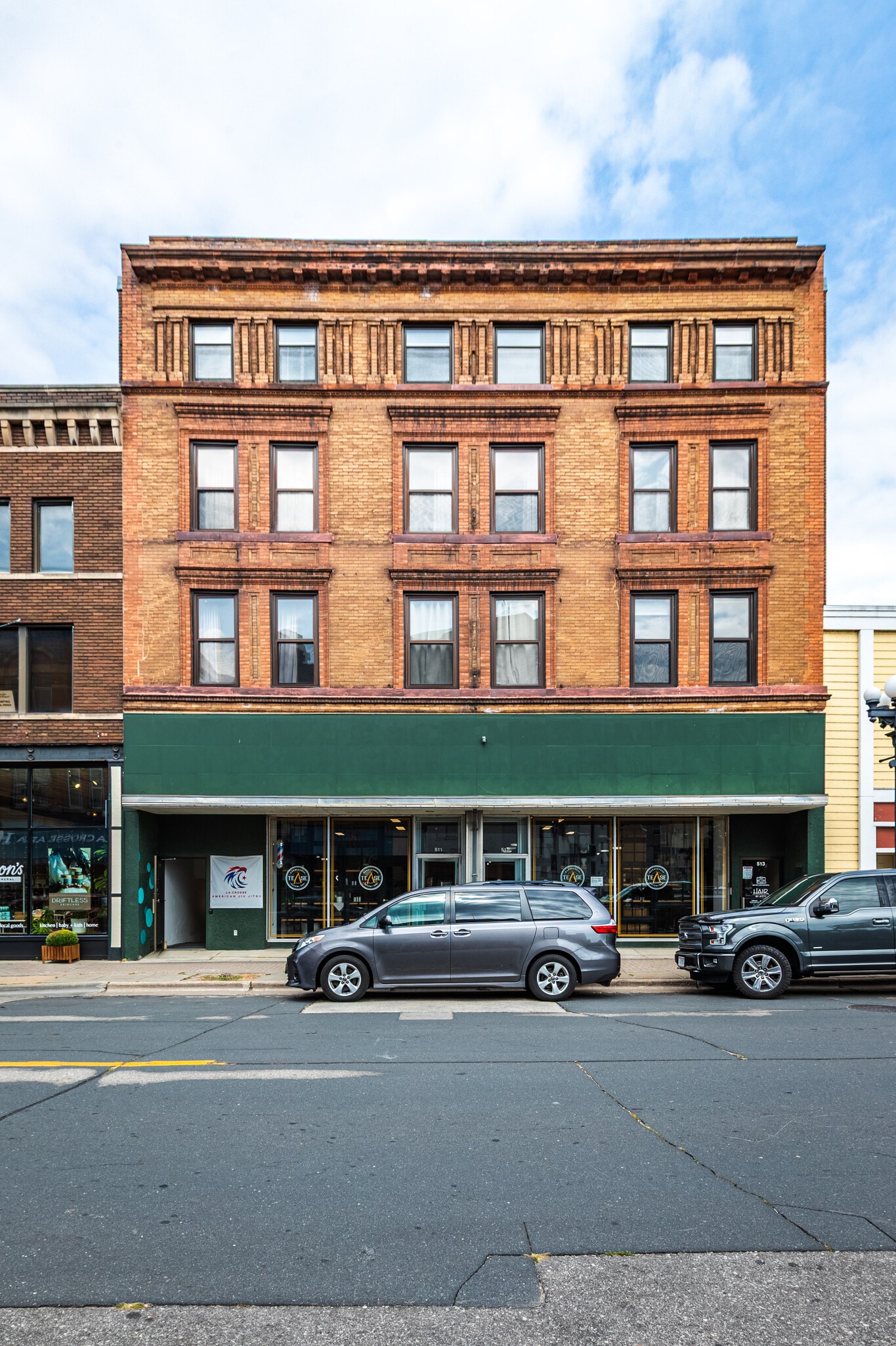 511-513 Main St, La Crosse, WI à louer Photo intérieure– Image 1 sur 8