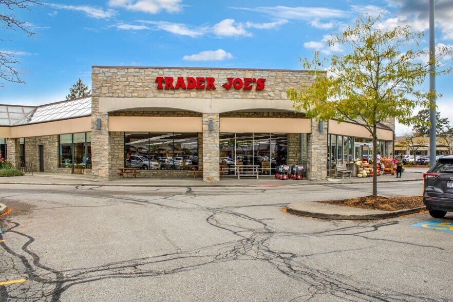 6301-6333 E Sawmill Rd, Dublin, OH à louer - Photo de l’immeuble – Image 1 sur 10