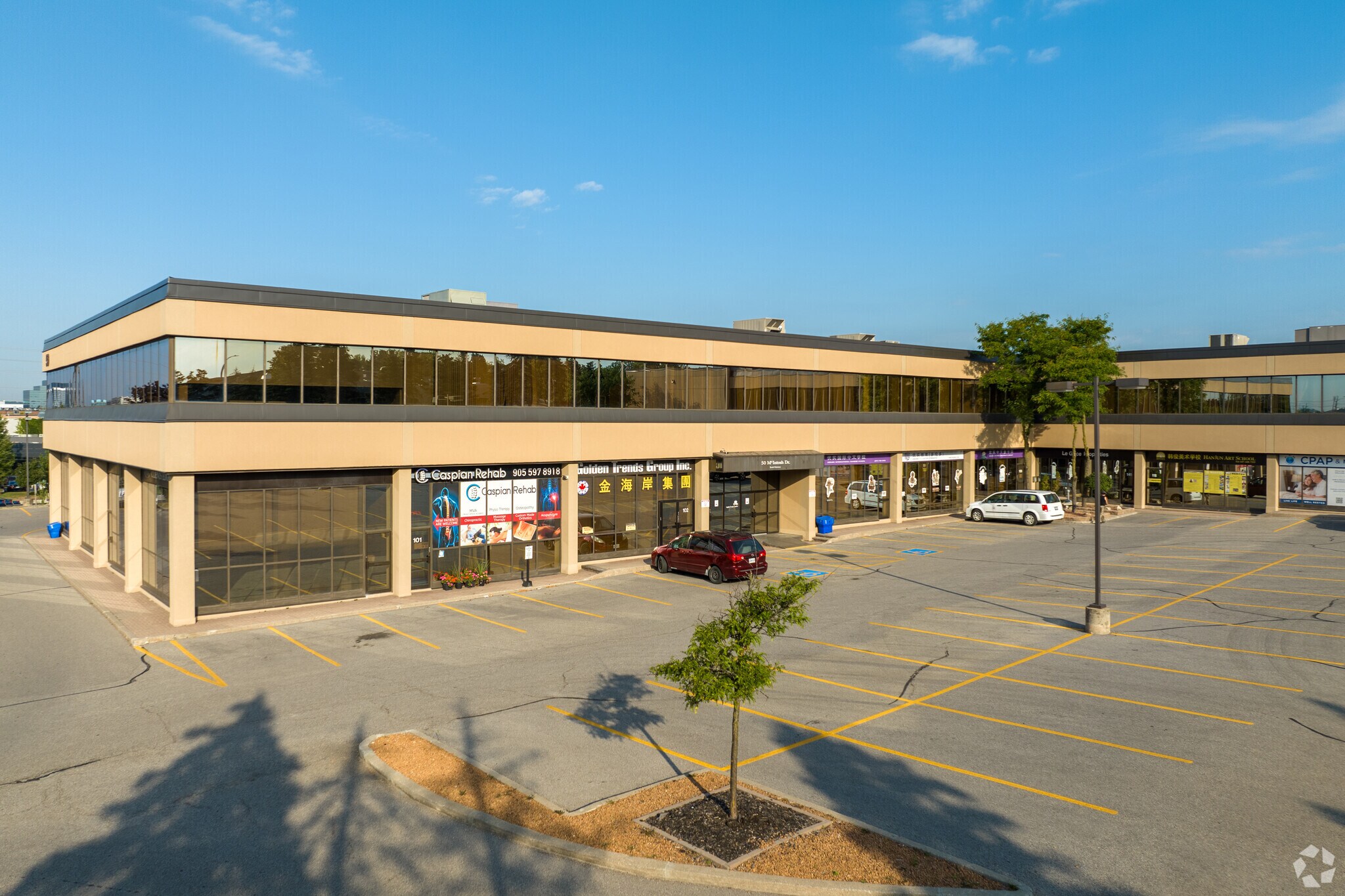 50 McIntosh Dr, Markham, ON à louer Photo principale– Image 1 sur 7