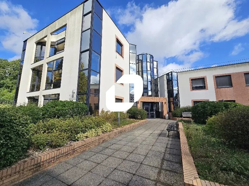 Bureau dans Jouy-en-Josas à louer Photo de l’immeuble– Image 1 sur 19