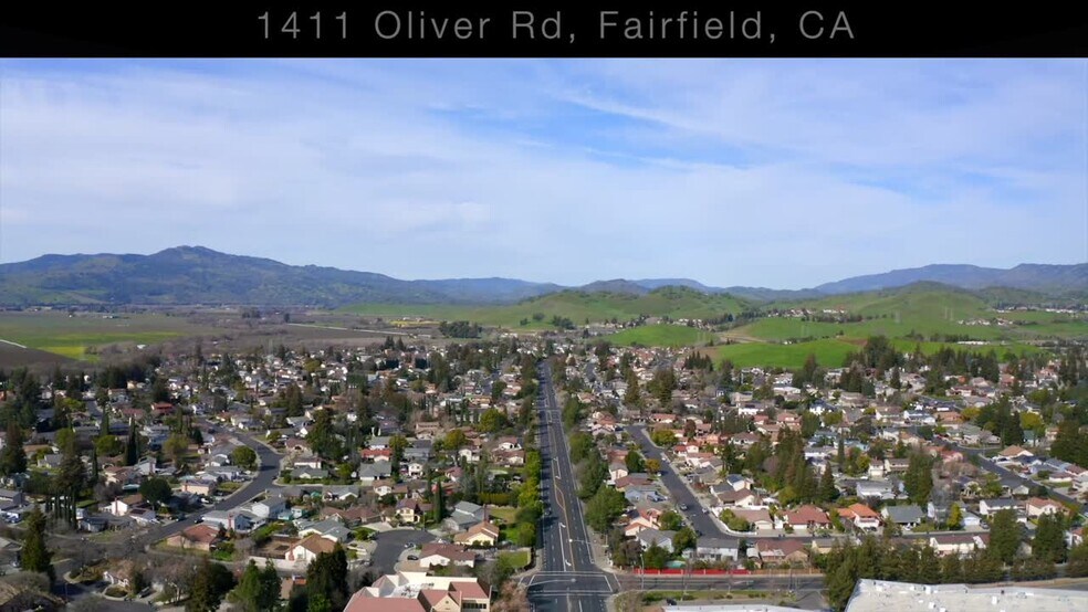1411 Oliver Rd, Fairfield, CA à louer - Vidéo sur l’annonce professionnelle – Image 2 sur 15