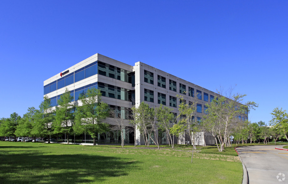 3250 Briarpark Dr, Houston, TX à louer - Photo de l’immeuble – Image 1 sur 22