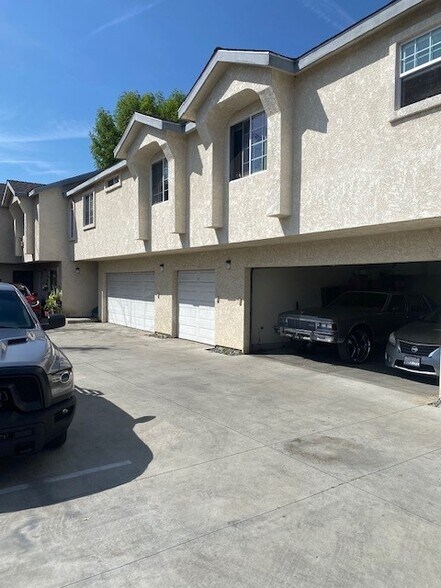 6633 1/4 Pine Ave, Bell, CA à vendre - Photo de l’immeuble – Image 3 sur 8