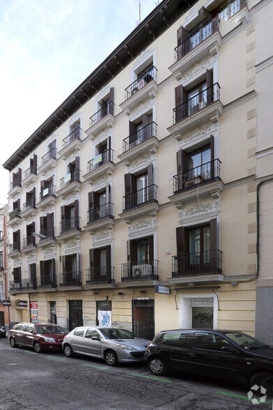 Calle de Campoamor, 3, Madrid, Madrid à louer - Photo principale – Image 1 sur 2