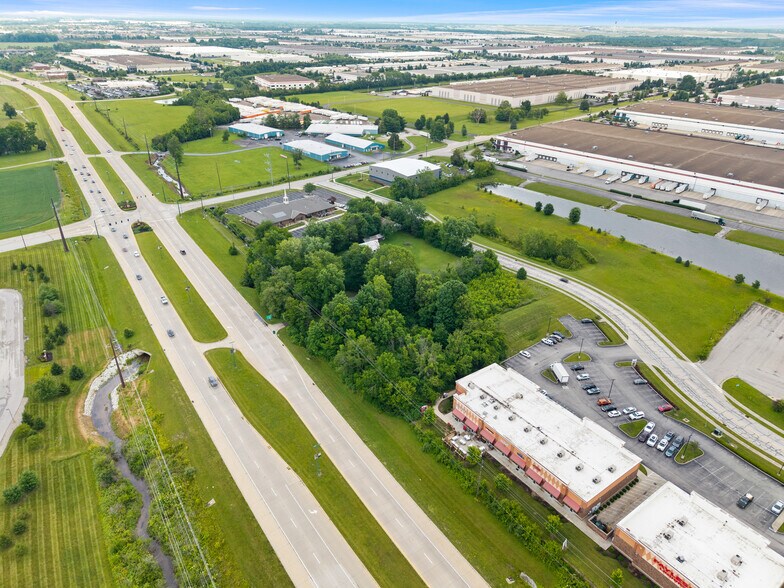 1771 Quaker Blvd, Plainfield, IN à vendre - Aérien – Image 2 sur 7