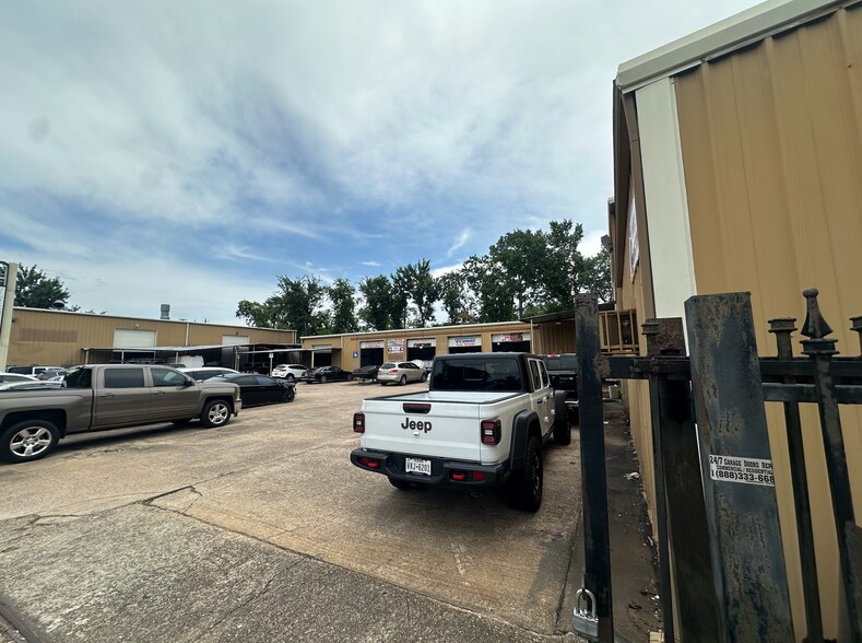 1428 Blalock Rd, Houston, TX à vendre - Photo de l’immeuble – Image 3 sur 8