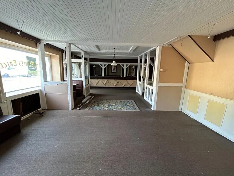 Local commercial dans Saint-Grégoire à vendre - Photo intérieure – Image 1 sur 9