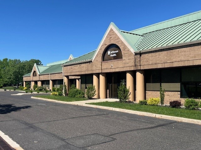 400 Laurel Oak Rd, Voorhees, NJ à louer - Photo de l’immeuble – Image 1 sur 10