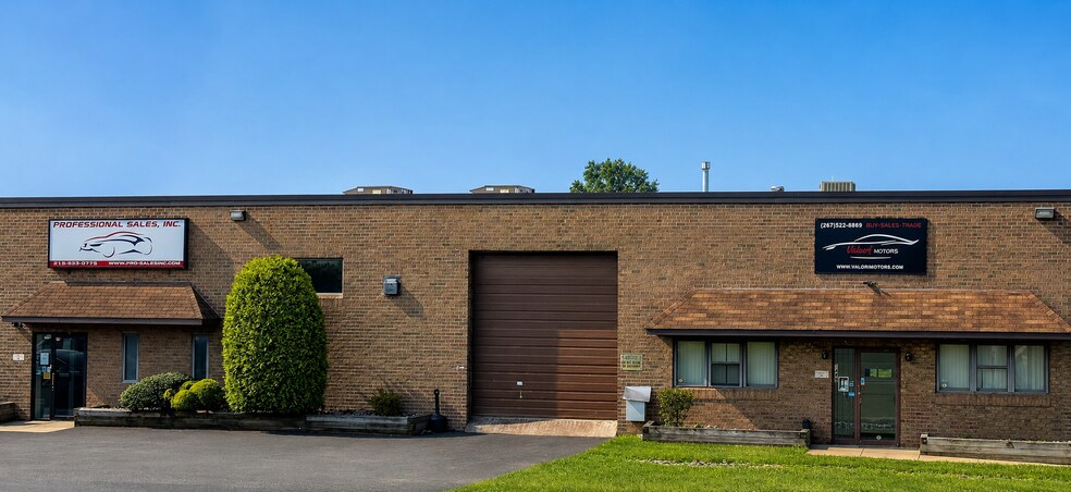 1448 Ford Rd, Bensalem, PA à louer - Photo de l’immeuble – Image 1 sur 4