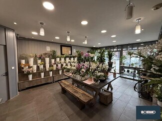 Plus de détails pour Local commercial à louer