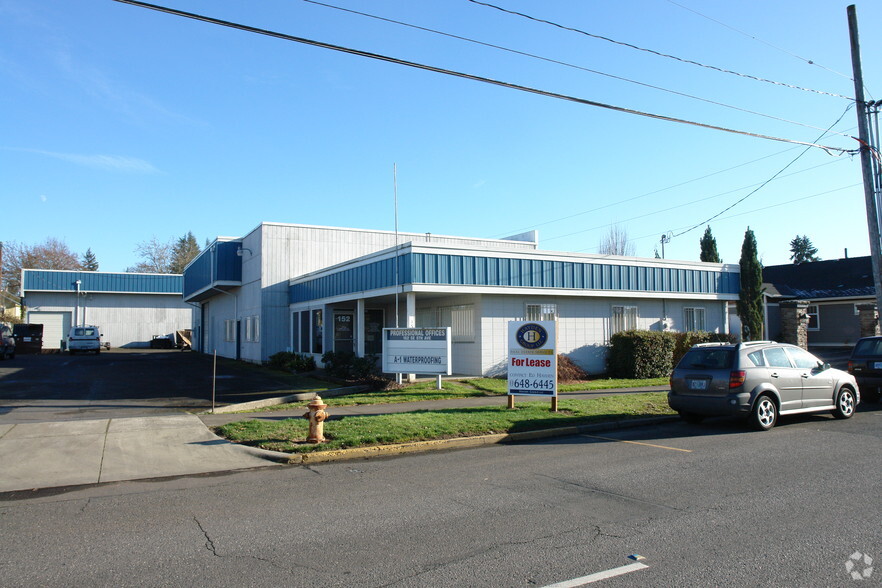 152 SE 5th Ave, Hillsboro, OR à louer - Photo de l’immeuble – Image 2 sur 5