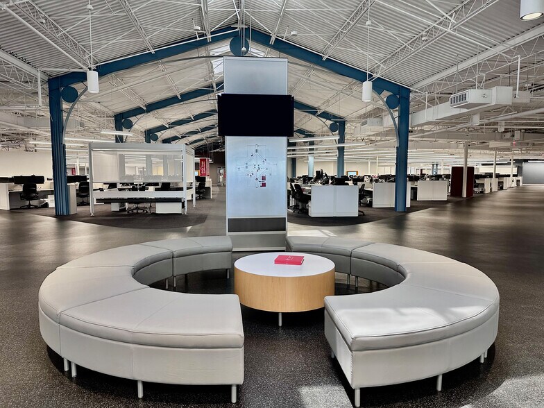 5201 Rufe Snow Dr, North Richland Hills, TX à louer - Photo intérieure – Image 3 sur 25