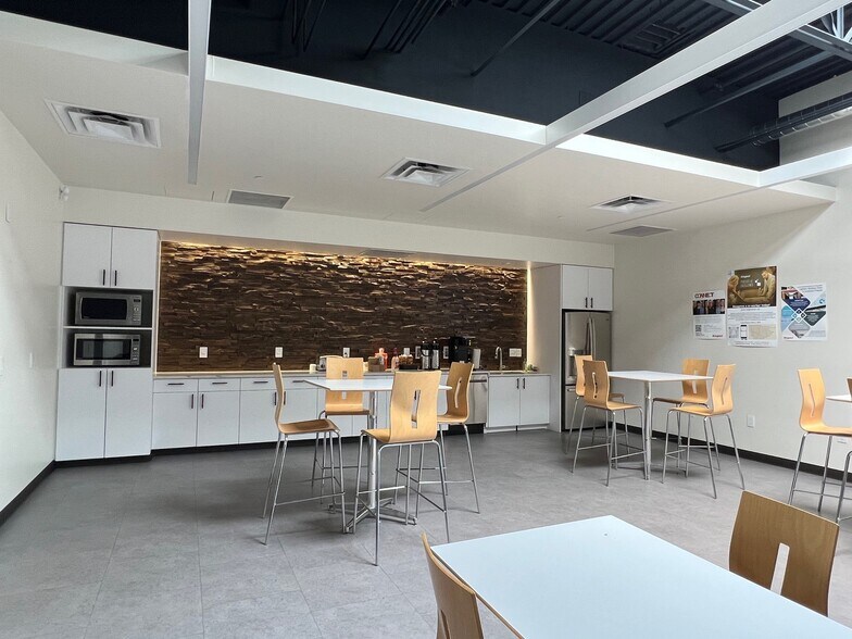 3801 N Havana St, Denver, CO à louer - Photo intérieure – Image 2 sur 8