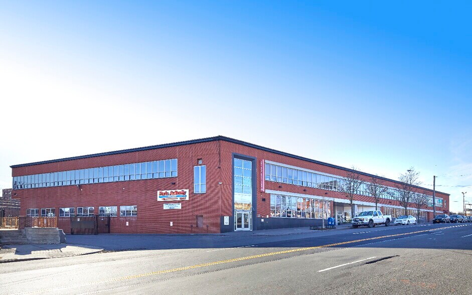 1601 Bronxdale Ave, Bronx, NY à louer - Photo de l’immeuble – Image 1 sur 4