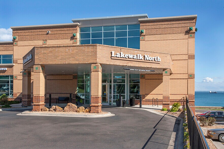 1502 London Rd, Duluth, MN à louer - Photo de l’immeuble – Image 2 sur 7