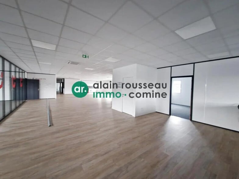 Bureau dans Beaucouzé à louer - Photo de l’immeuble – Image 1 sur 2