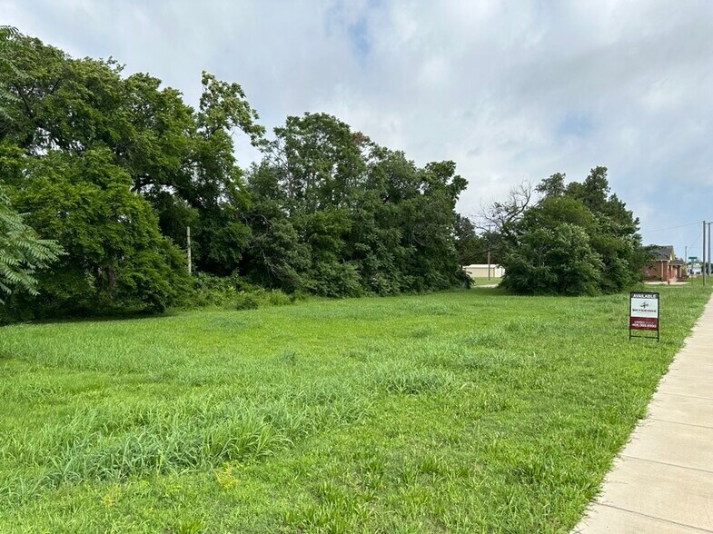 6505 Kelley ave, Oklahoma City, OK à vendre - Photo principale – Image 1 sur 8