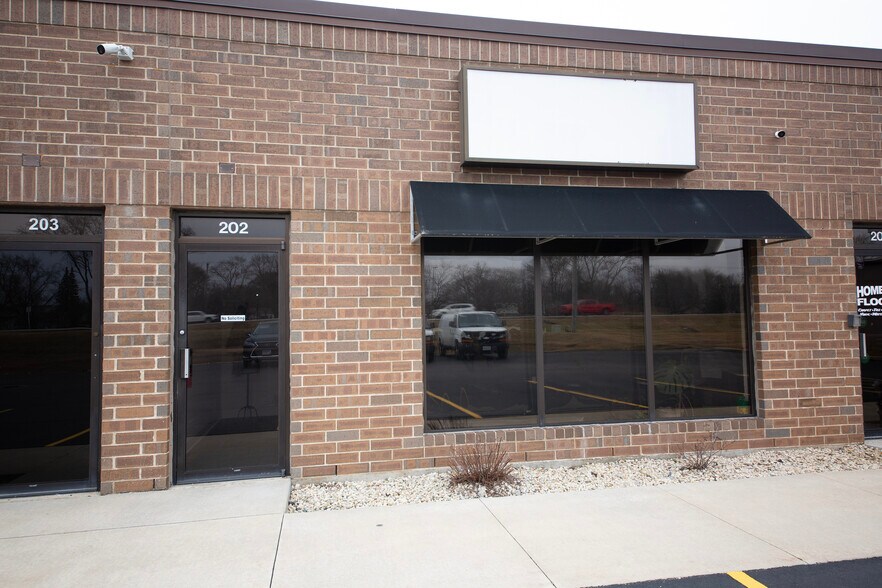 1000 N Rand Rd, Wauconda, IL à vendre - Photo principale – Image 1 sur 7