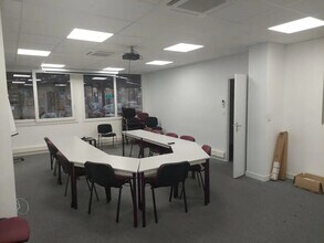 Local d'activités dans Rennes à vendre Photo intérieure– Image 1 sur 6