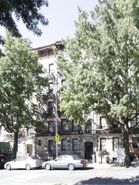 1417 Prospect Ave, Bronx, NY à vendre - Photo de l’immeuble – Image 2 sur 4