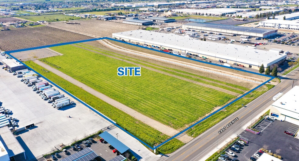 East Avenue Ave, Fresno, CA à louer - Aérien – Image 2 sur 2