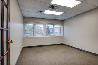 469 Bouchard St, Sudbury, ON à louer Photo intérieure– Image 1 sur 4