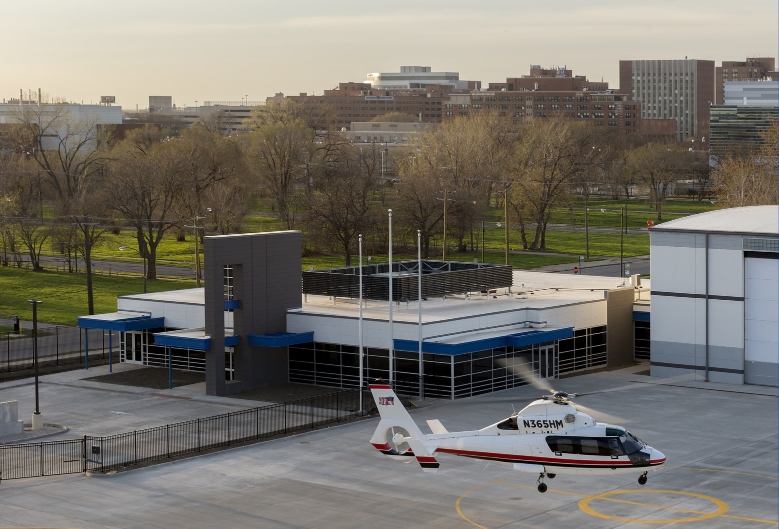 1339 S Wood St, Chicago, IL à louer Photo principale– Image 1 sur 2