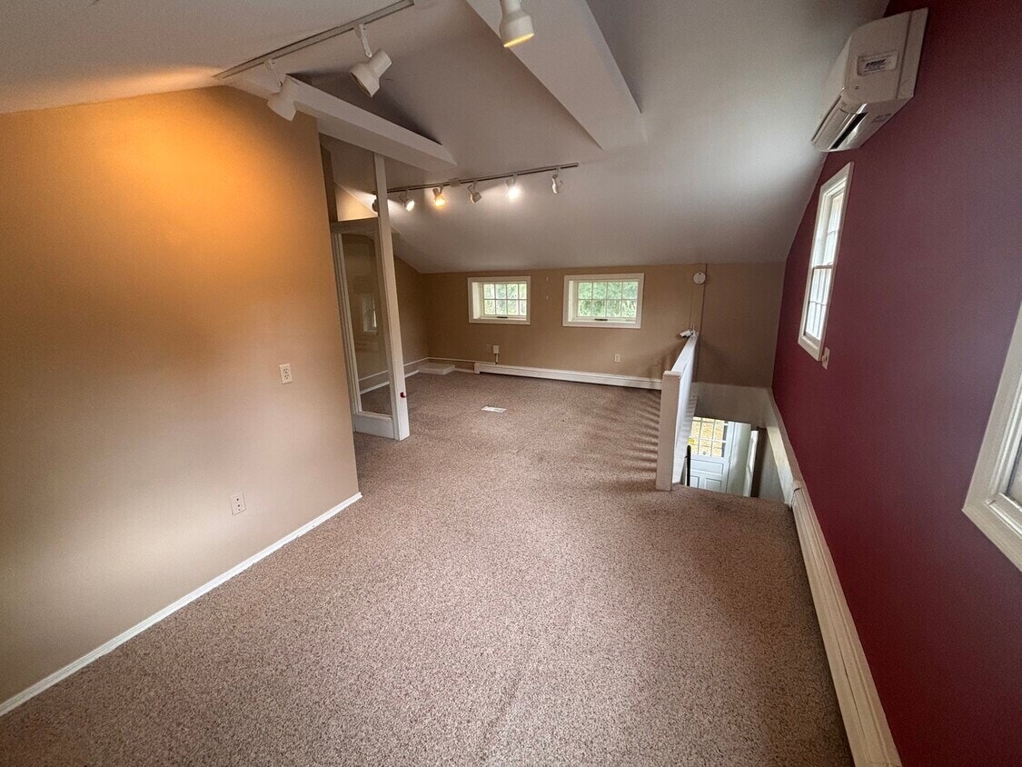 1478 Marsh Rd, Pittsford, NY à louer Photo intérieure– Image 1 sur 4