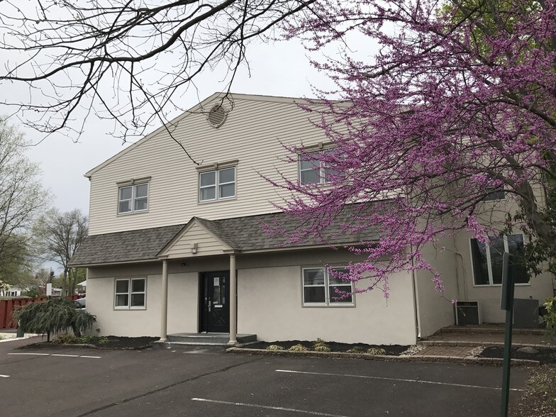 209 Green St, Souderton, PA à louer - Photo principale – Image 1 sur 12