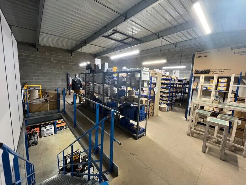 Bureau dans Mérignac à louer - Photo de l’immeuble – Image 2 sur 8