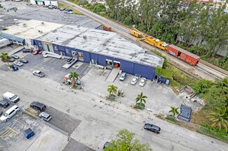 Plus de détails pour 7328-7332 NW 79th Ter, Medley, FL - Industriel/Logistique à vendre