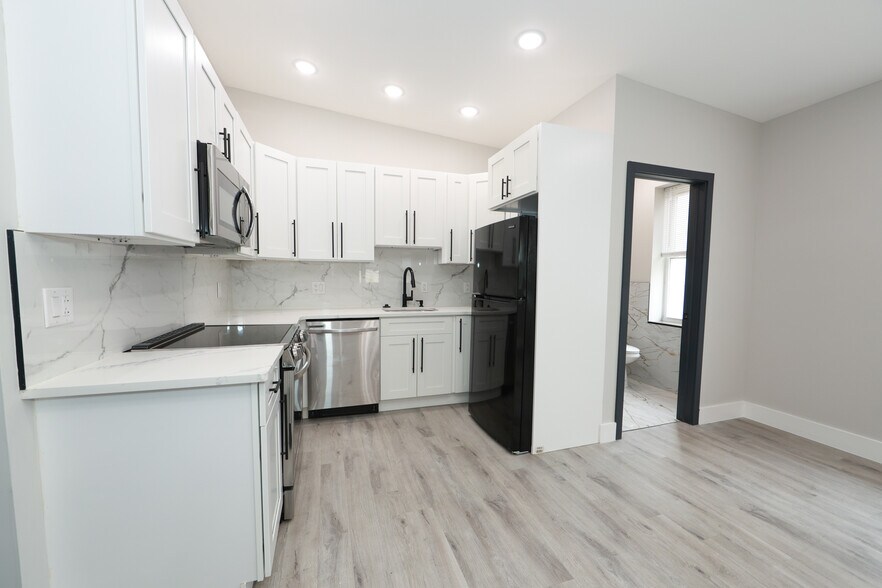 3567 Kensington Ave, Philadelphia, PA à vendre - Photo de l’immeuble – Image 3 sur 29