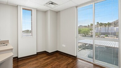 9100 N 2nd St, Phoenix, AZ à louer Photo intérieure– Image 1 sur 10