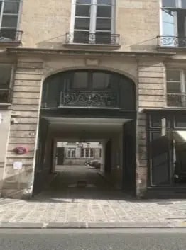28 Rue Boissy D'Anglas, Paris à louer - Photo de l’immeuble – Image 1 sur 6