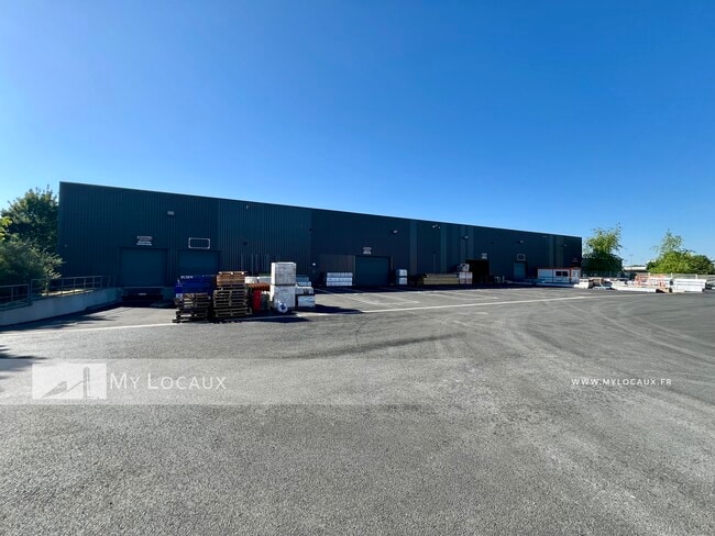 Plus de détails pour 27 Avenue Jean Moulin, Stains - Industriel/Logistique à louer