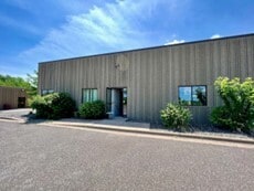 10317 Liberty Ln, Chisago City, MN à louer Photo de l’immeuble– Image 1 sur 4