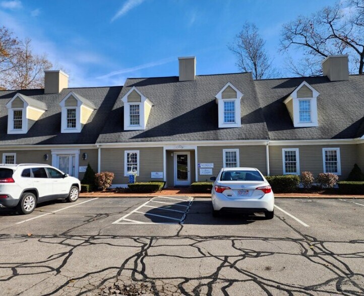 420 S Washington St, North Attleboro, MA à louer - Photo principale – Image 1 sur 5