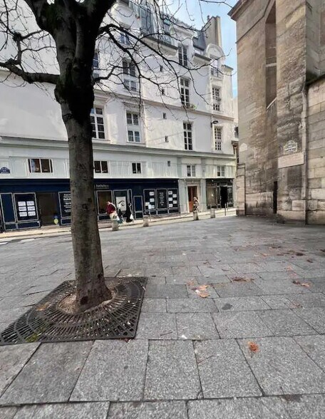 Bureau dans Paris à vendre - Photo de l’immeuble – Image 1 sur 13
