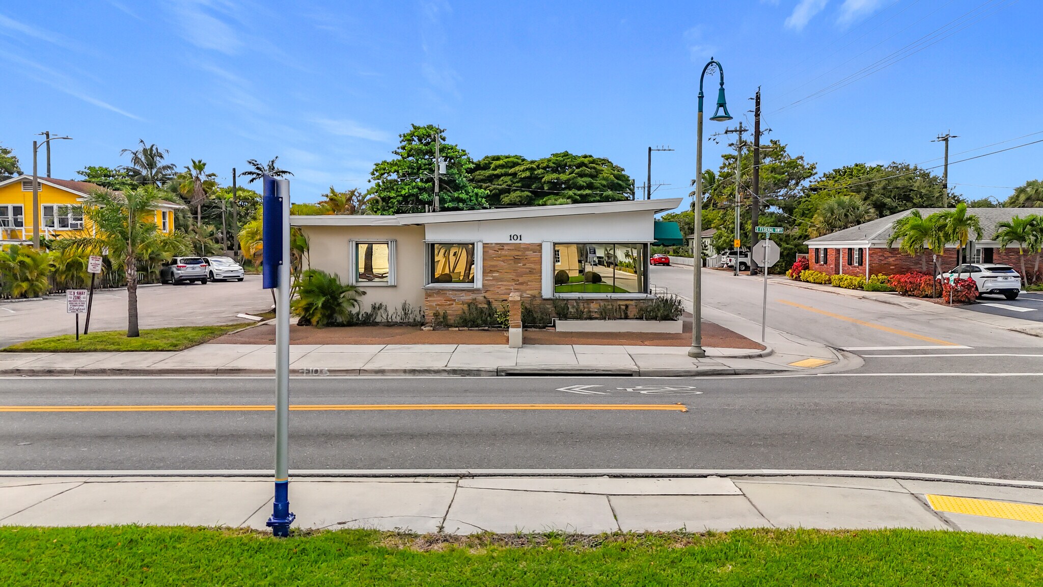 101 S Federal Hwy, Lake Worth, FL à vendre Photo de l’immeuble– Image 1 sur 36