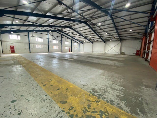Eastheath Av, Wokingham à louer - Photo de l’immeuble – Image 3 sur 6