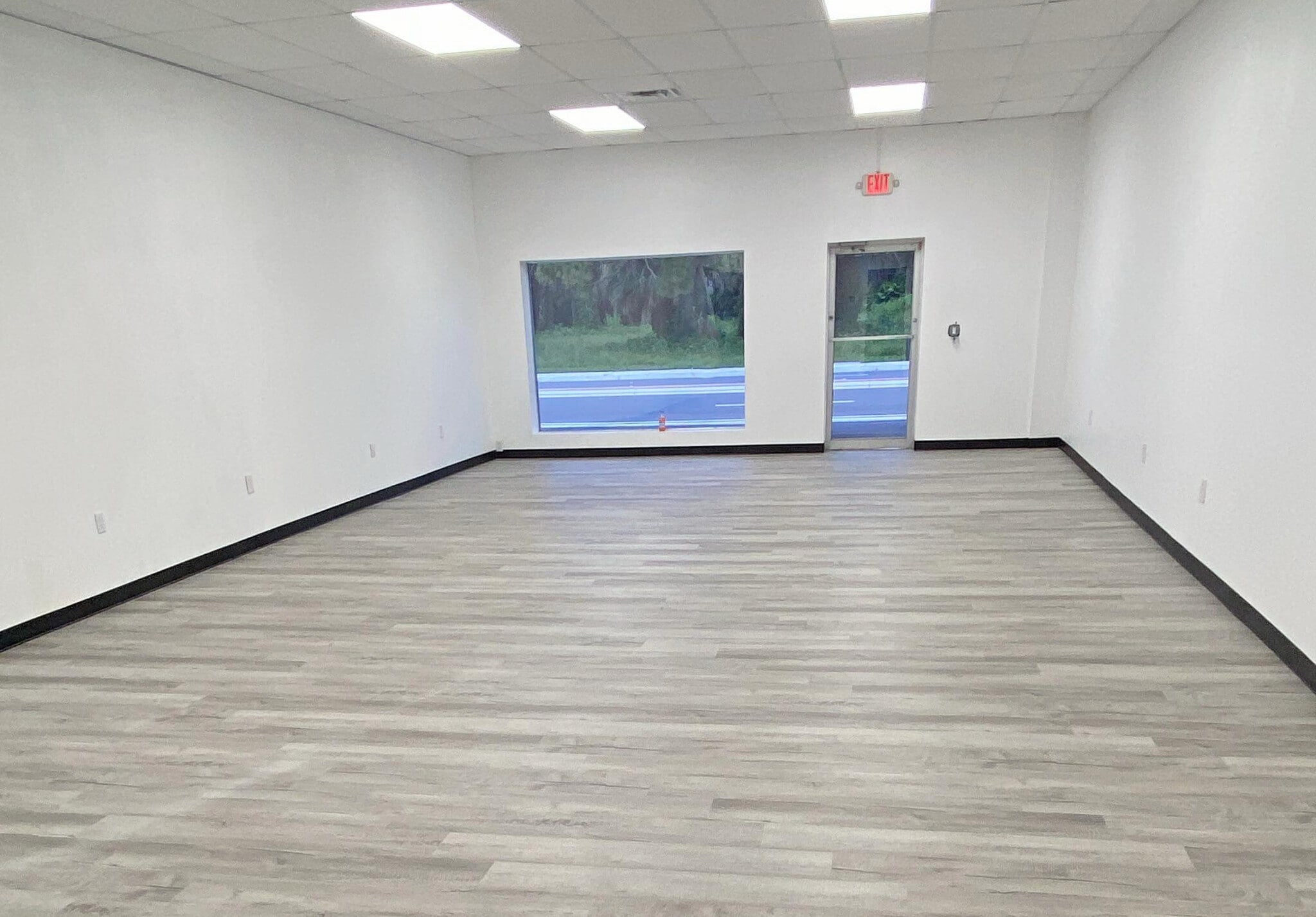 404 S Babcock St, Melbourne, FL à louer Photo intérieure– Image 1 sur 3