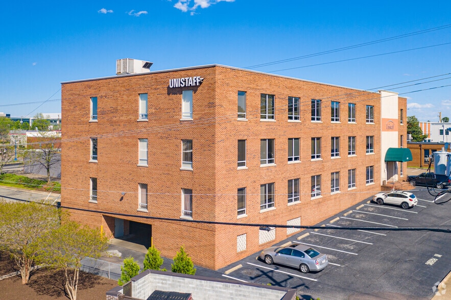 4914 Radford Ave, Richmond, VA à louer - Photo de l’immeuble – Image 2 sur 2