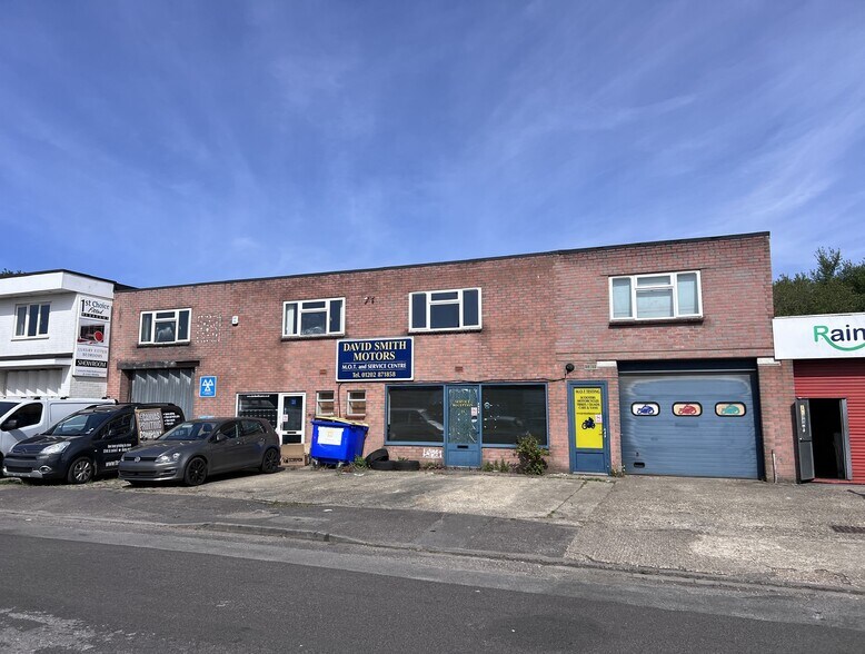 21-23 Telford Rd, Wimborne à vendre - Photo principale – Image 1 sur 10