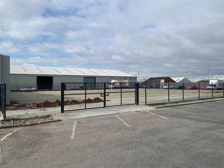 Yardley Rd, Liverpool à louer - Photo de l’immeuble – Image 2 sur 3