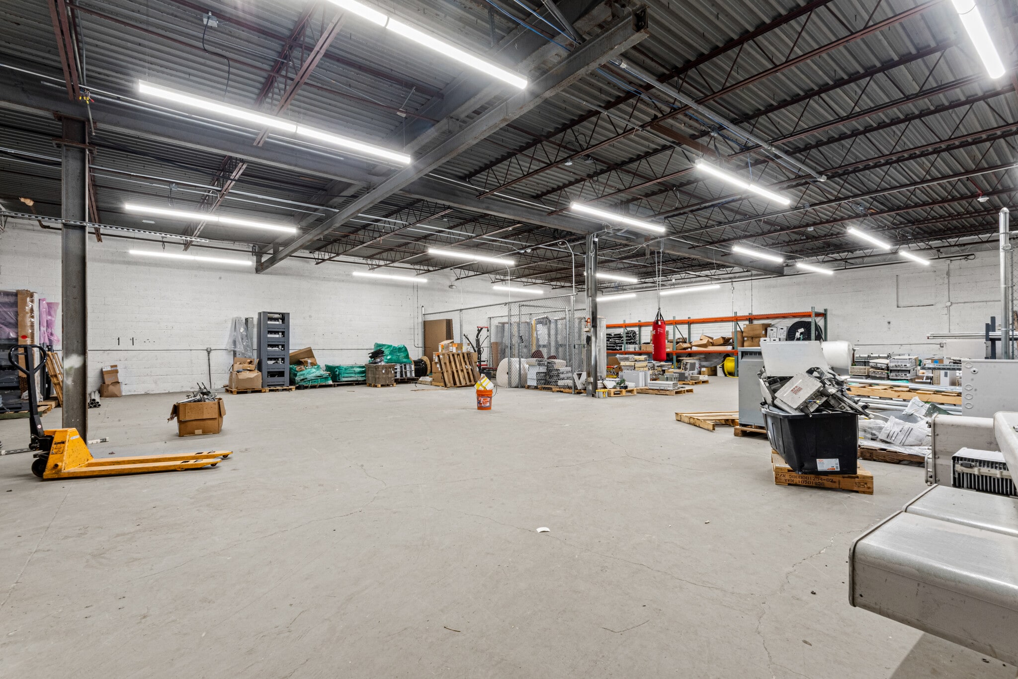 84 Industrial Ave, Little Ferry, NJ à louer Photo intérieure– Image 1 sur 5