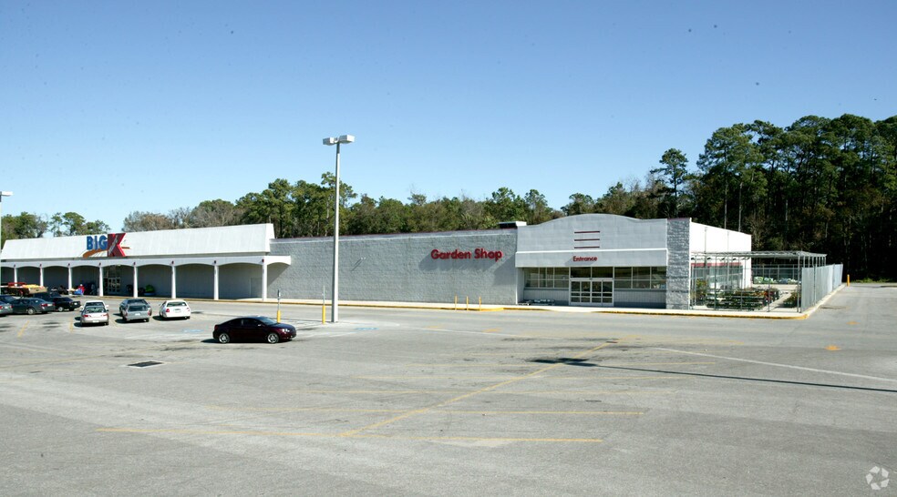 9459 Lem Turner Rd, Jacksonville, FL à louer - Photo de l’immeuble – Image 3 sur 9